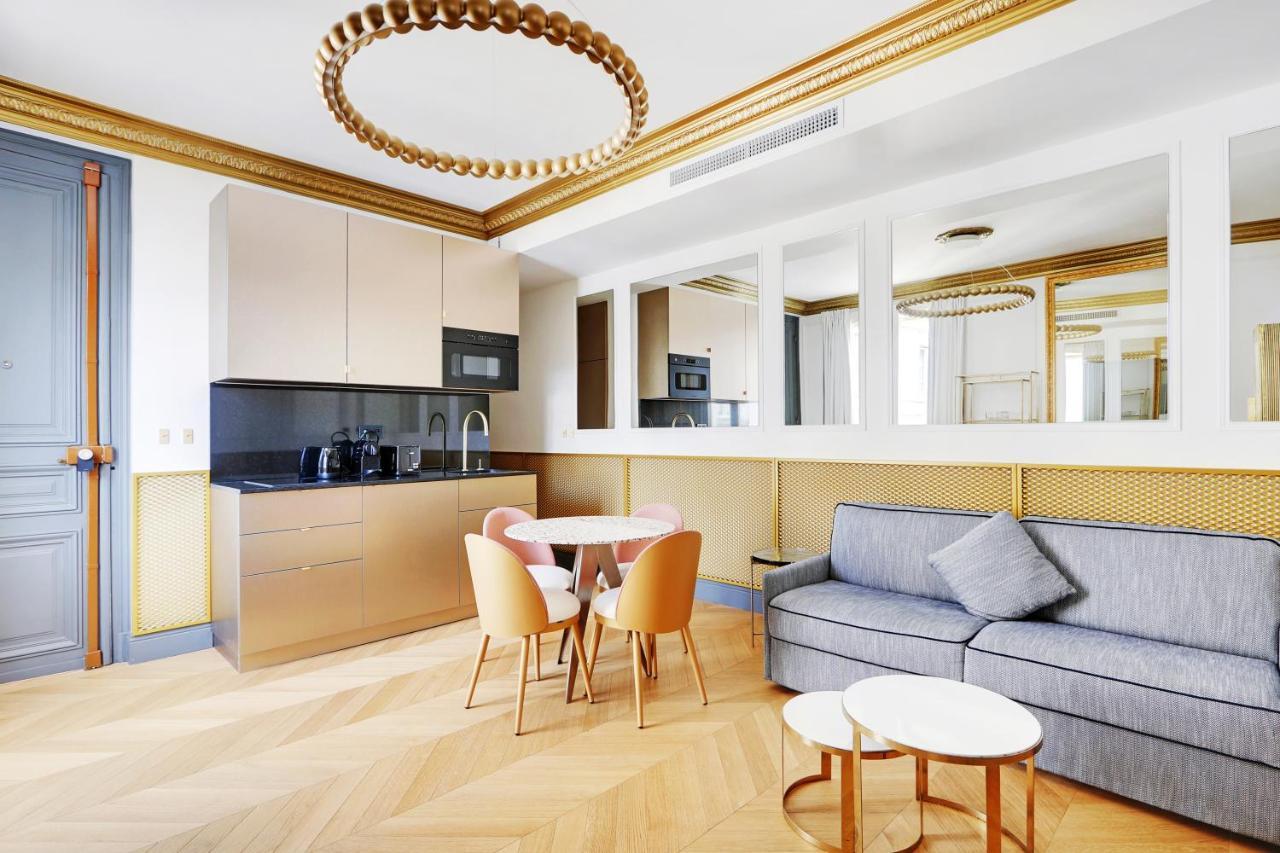 Pick A Flat's Apartments in Champs Elysées - Rue du Colisée Paris Extérieur photo